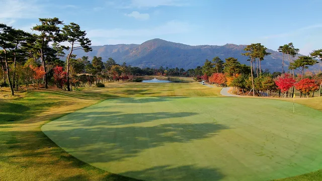 석정힐CC 호텔석정힐 호텔석정힐 (7층, 총 35실 — 2인실/4인실/특실, 컨벤션홀 보유) Wi-Fi 미니바 1박2일 패키지 숙박 예약