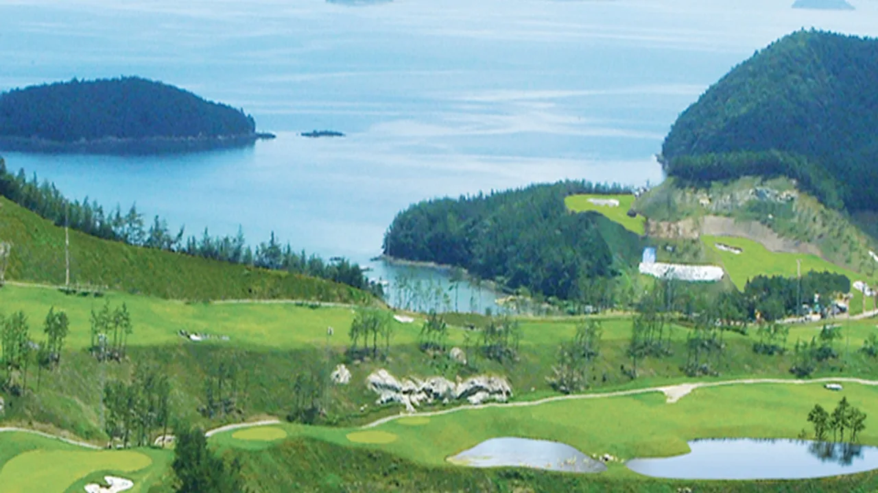 디오션CC 웨스트오션코스 코스 전경 18홀 Par72 총거리 6,405m 그린피 예약 안내